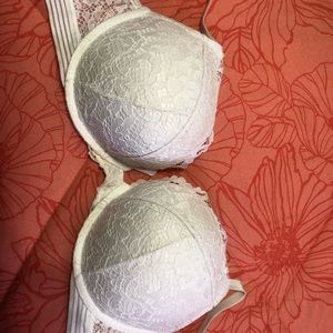 Victoria secret push-up bra